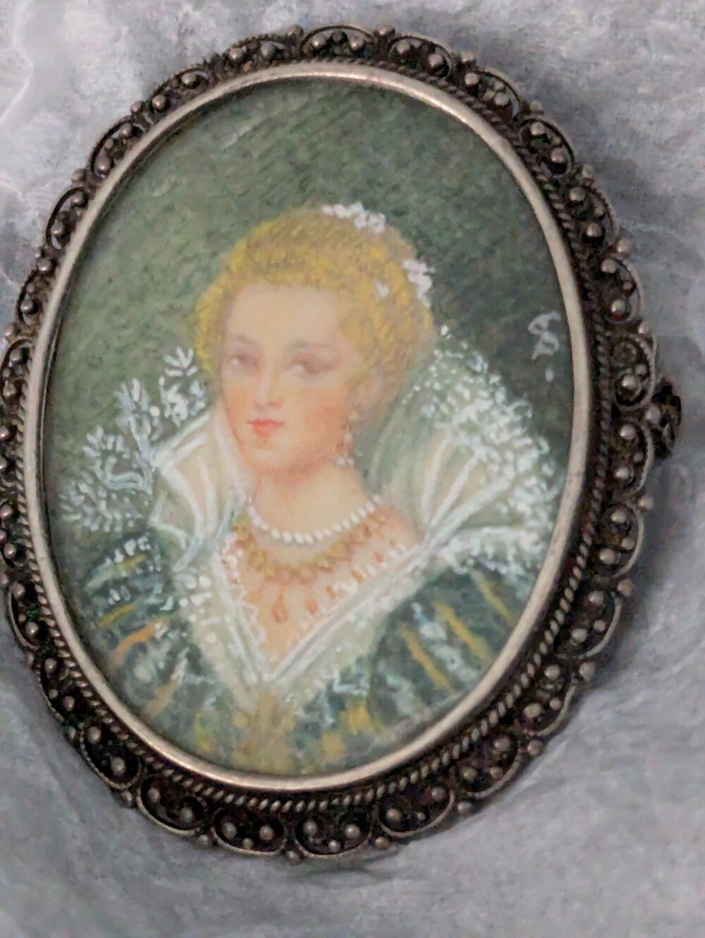 Vintage 800 Silver Marcasite Portrait Brooch/Pendant